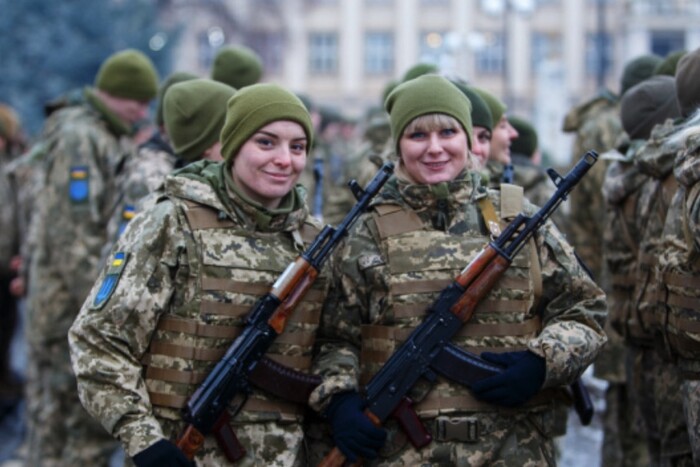 «Україна має унікальний досвід у бойових діях». Генштаб привітав жінок зі святом
