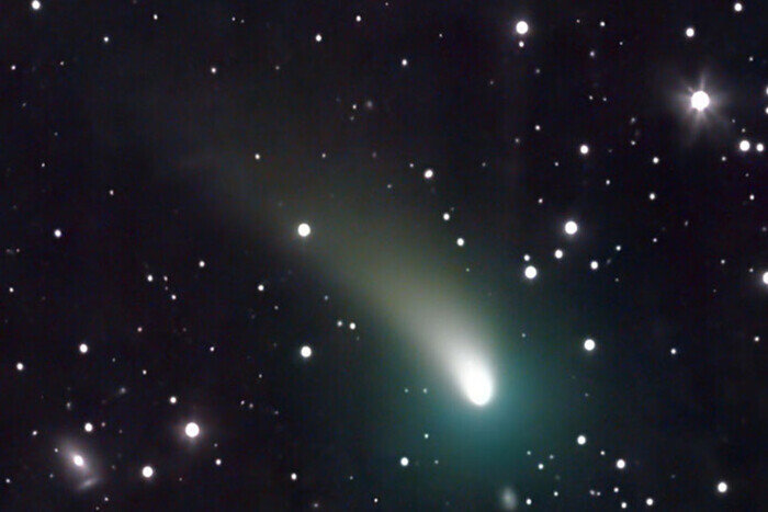 К Земле летит уникальная комета: ее будет видно невооруженным глазом