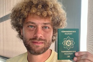 Скандально відомий російський блогер Ілля Варламов отримав громадянство Туркменістану