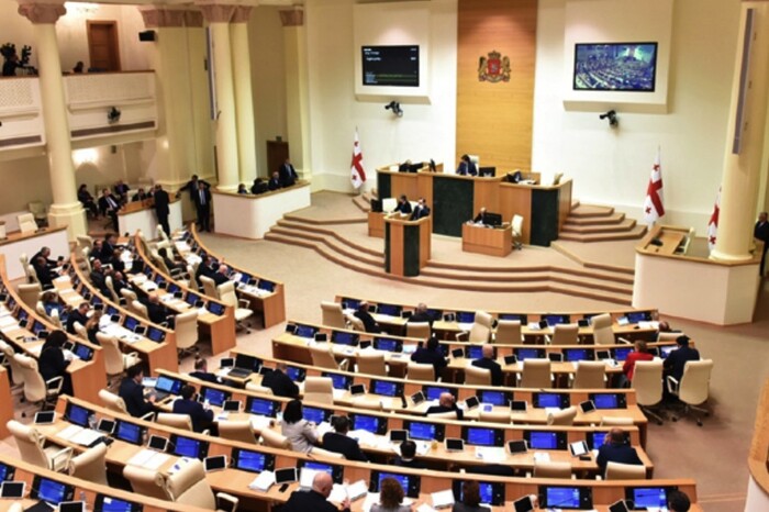 Парламент Грузії відхилив скандальний законопроєкт про іноагентів