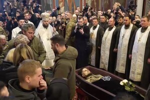 Зеленський посмертно нагородив легендарного воїна Да Вінчі (відео)