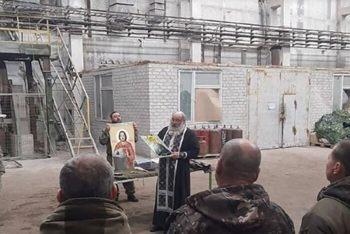 Московська церква зробила зі Стремоусова святого: до ікони вже моляться окупанти (фото)