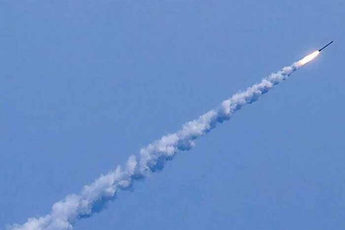 Запоріжжя атакували ракетами С-300: ОВА повідомила, куди поцілили окупанти