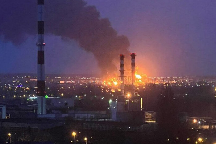 Неспокійна ніч у Бєлгороді: влада заявила про збиття чотирьох ракет