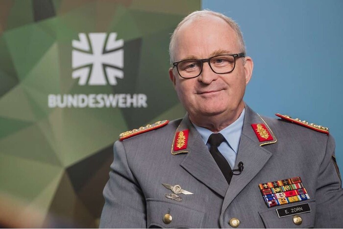 Міністр оборони Німеччини звільнить топгенерала, який сумнівався в потенціалі ЗСУ – Bild