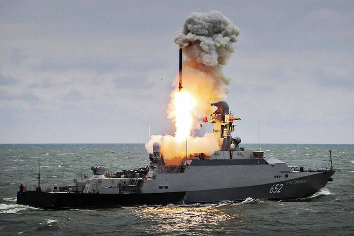 Угроза удара растет: РФ увеличило количество ракетоносителей в Черном море