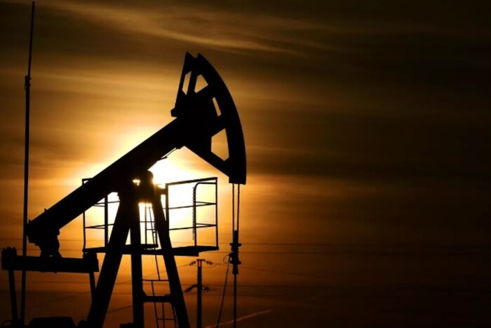 Три країни ЄС вимагають зниження ціни на російську нафту