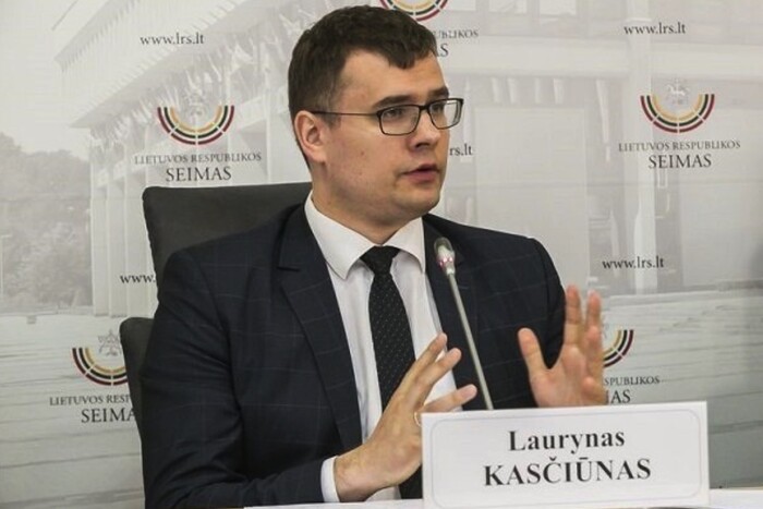 Литва вигадала спосіб, як зменшити потік росіян у країну