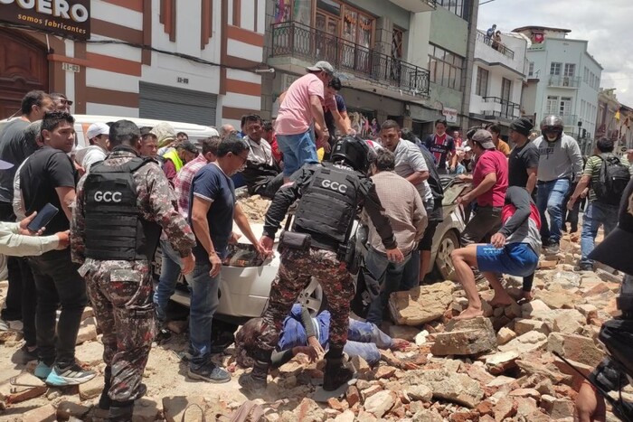 В Еквадорі стався землетрус магнітудою 6,8 балів: є жертви (відео)