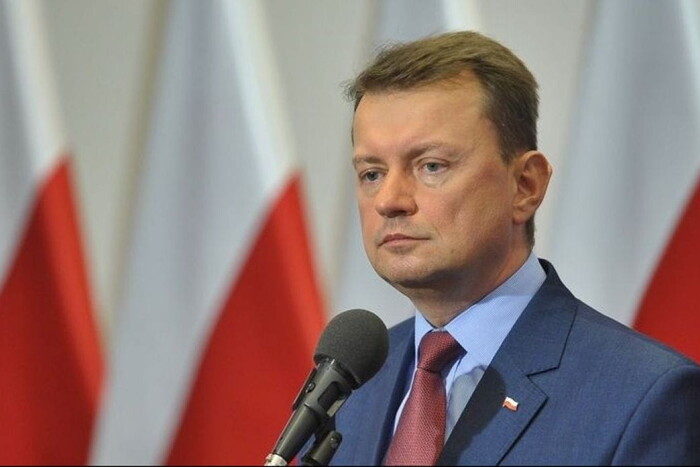 Міністр оборони Польщі: Поляки мають бути готові воювати за свою країну