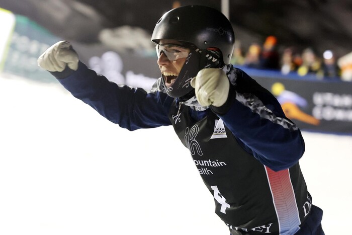 Котовский финишировал вторым в общем зачете Кубка мира по лыжной акробатике