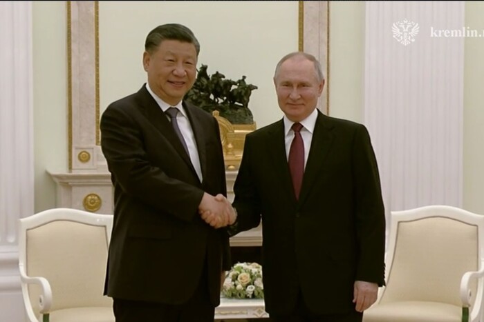 Путін та Сі Цзіньпін обговорили китайський «мирний план»: деталі