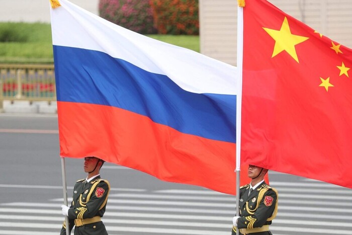 Чи постачає Китай зброю Росії? Дані української розвідки