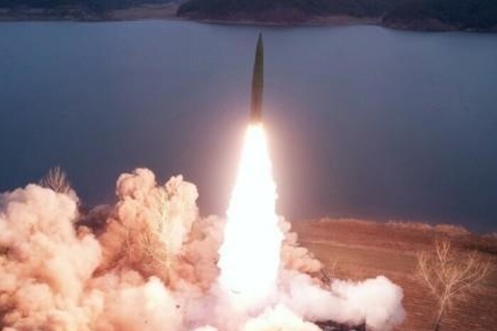 КНДР запустила крилаті ракети біля свого східного узбережжя