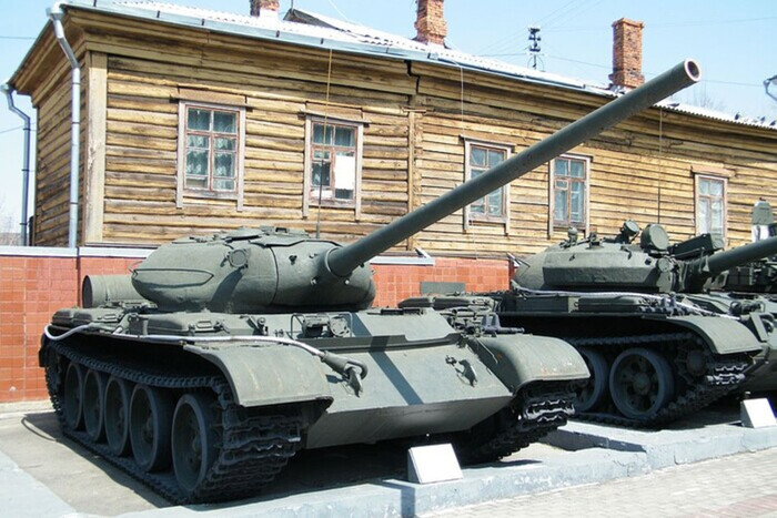 Россия перекидывает в Украину танки времен СССР: ISW оценил последствия для оккупантов