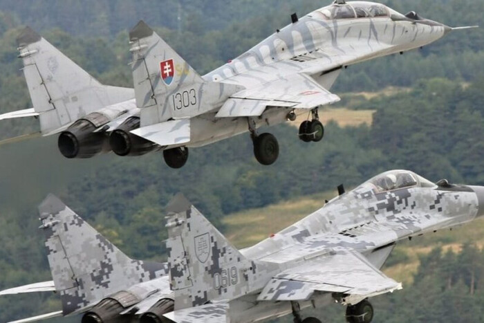 Словакия передала Украине первые МиГ-29