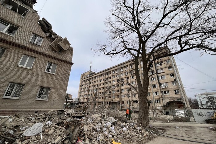 Окупанти вдарили ракетами по Краматорську: фото наслідків