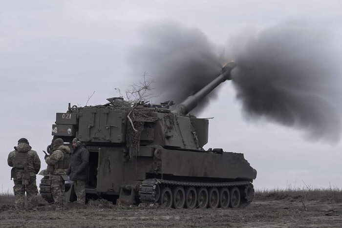 Танковий двобій між ЗСУ та армією РФ: яскраве відео від Міноборони