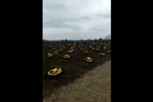 «Кінця й краю нема»: росіянка показала кладовище «вагнерівців» і заридала (відео)