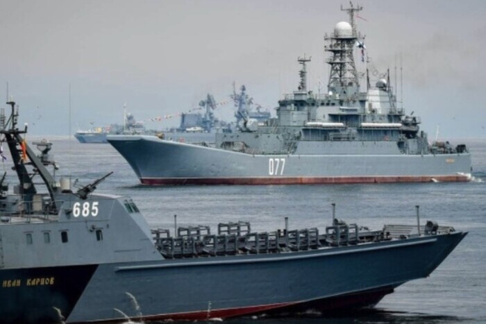 Разведка Британии оценила угрозу надводных дронов для флота РФ