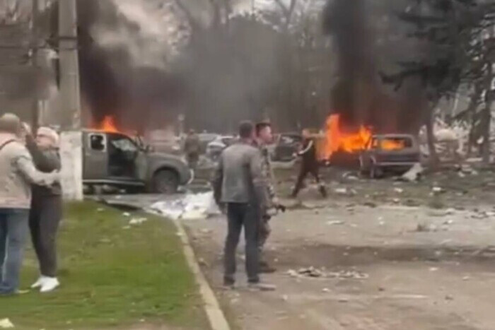 Оккупанты ударили по Славянску: есть погибшие, продолжается разбор завалов (видео)
