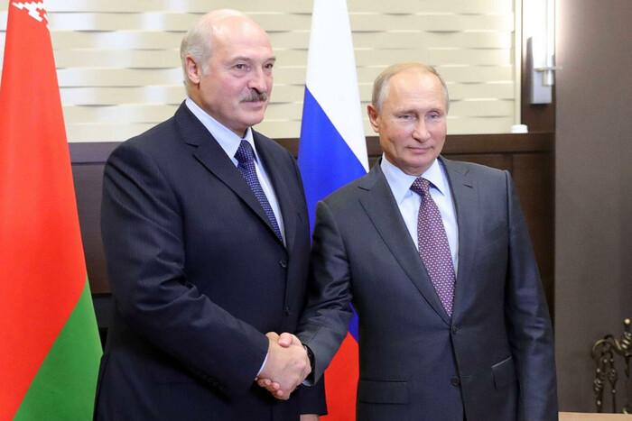 Размещение ядерного оружия в Беларуси: Лукашенко планирует визит в Путин