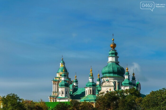 Московський патріархат вивіз мощі трьох святителів з церкви у Чернігові