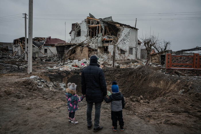 Из Авдеевки эвакуируют последних детей: местные власти рассказали детали