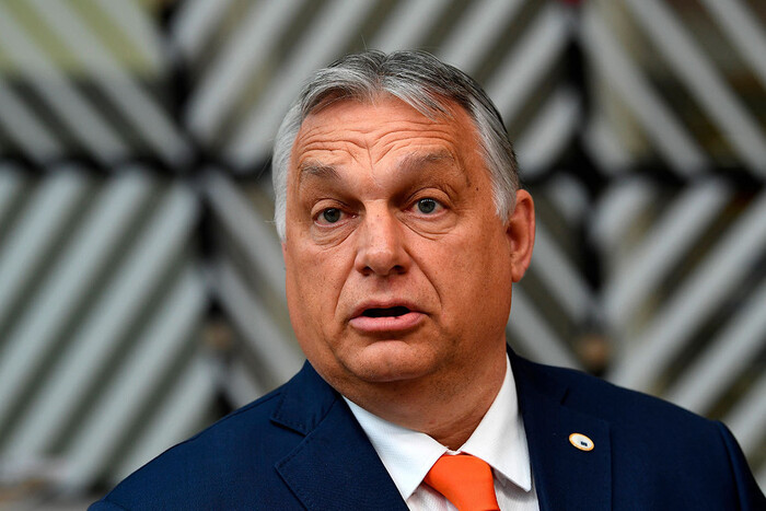 Орбан заявил, что страны ЕС готовы обсудить отправку миротворцев в Украину