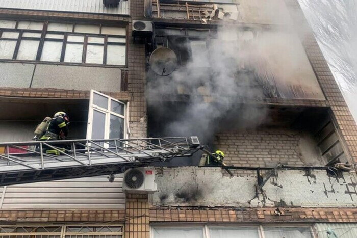 В Кривом Роге произошел взрыв в пятиэтажном доме: десяток пострадавших (фото)