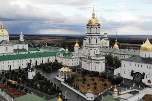Нардепи збираються вигнати Московську церкву з Почаєва: у Раді зареєстрований проєкт