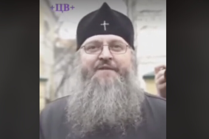 Митрополит УПЦ МП Климент накинувся на журналіста з несподіваними звинуваченнями (відео)