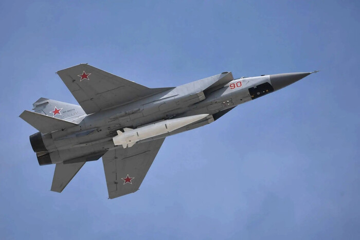 Три российских МиГ-31К улетели из Беларуси: Воздушные силы объяснили зачем