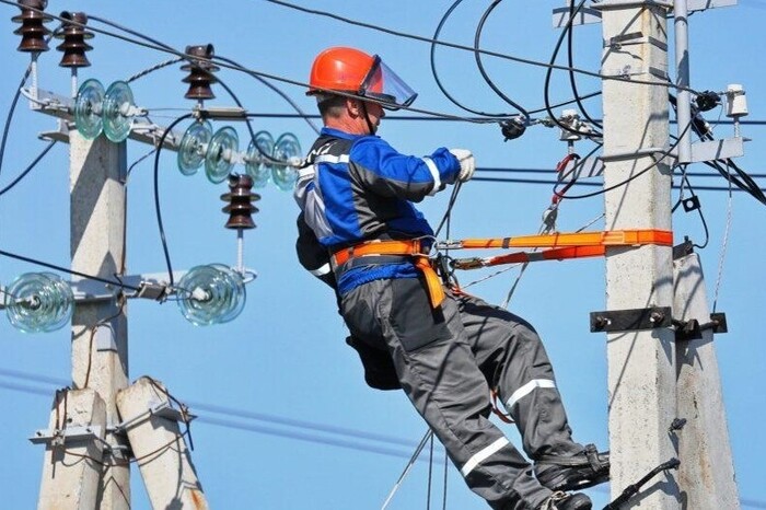 За тиждень електроенергія повернулась в майже 41 тисячу осель Донеччини, – ДТЕК