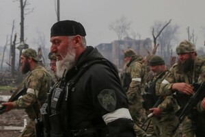 Населений пункт оточили «кадирівці», аби ліквідувати стрілка