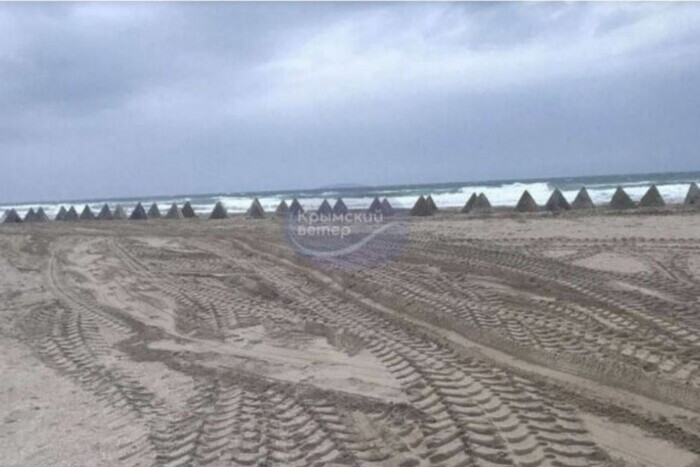 Россияне массово закрывают пляжи в оккупированном Крыму