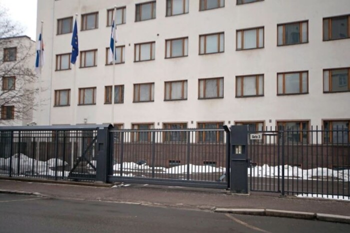 Посольство Фінляндії у Москві отримало конверти з білим порошком