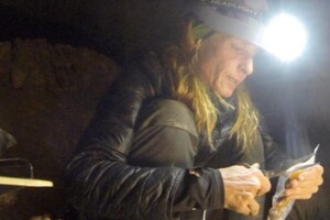 Жінка провела 500 днів у печері і не хотіла звідти виходити (фото)