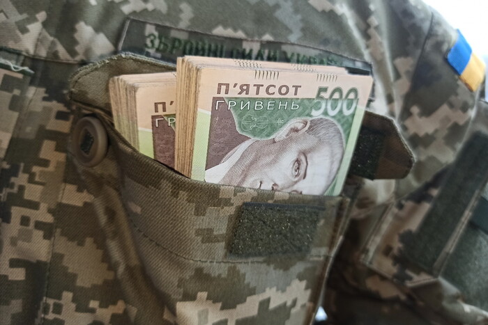 Соратниця Порошенка пояснила, чому важливо повернути надбавку на 30 тис. грн військовим