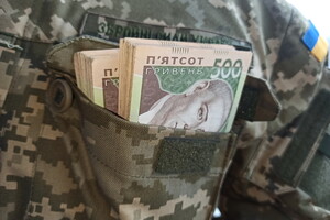 Депутатка  Никорак прокоментувала доплати військовим