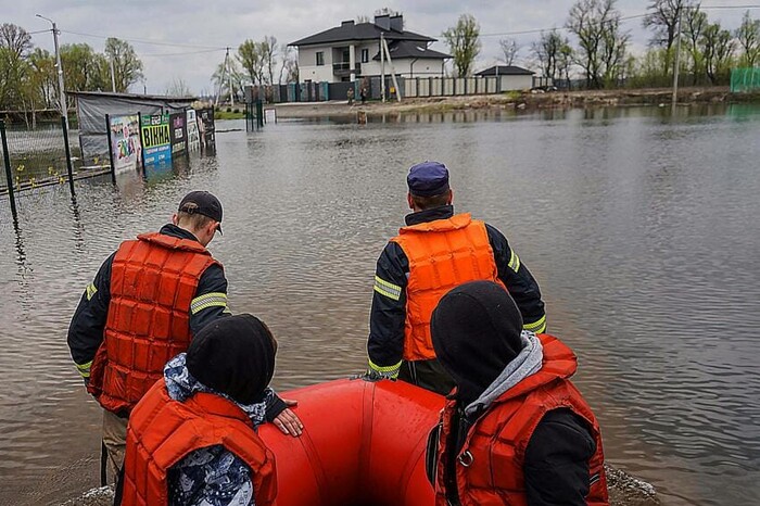 П’ять областей України потерпають від масштабних підтоплень (фото)