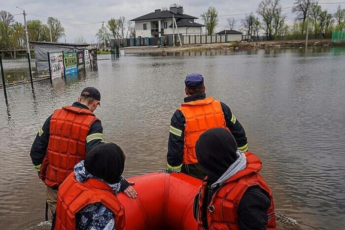 Пять областей Украины страдают от масштабных подтоплений (фото)