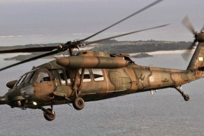 В Японии обнаружили тела членов экипажа разбившегося военного вертолета