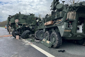 У Німеччині в ДТП потрапили чотири військові автомобілі США