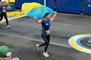 Марічка Падалко пробігла 42 км на марафоні в США: Коли дістала прапор, сталося неймовірне