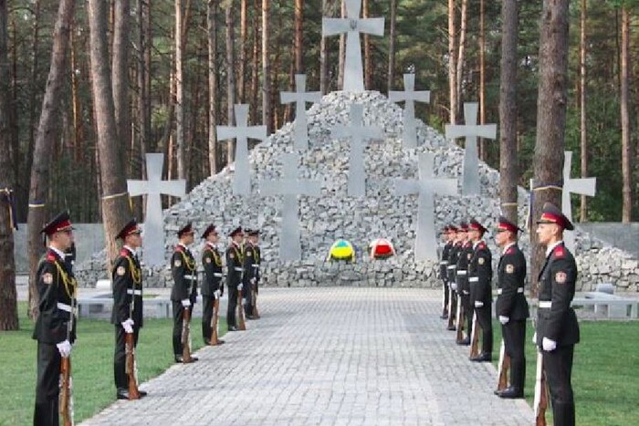 Київрада розпочала процедуру створення Національного військового кладовища