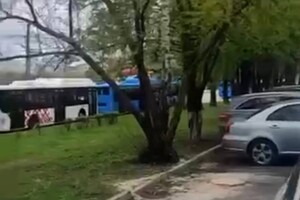 За мешканцями вже виїхали 90 автобусів