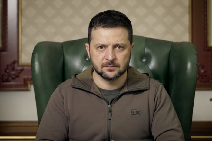 Зеленский объяснил, почему Украина не может отказаться от Бахмута