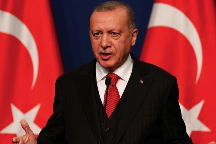Ердогану стало зле під час прямого ефіру (відео)