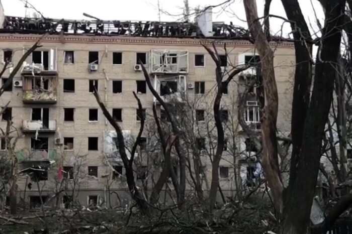Ракетний удар по Миколаєву: Зеленський показав наслідки (відео)